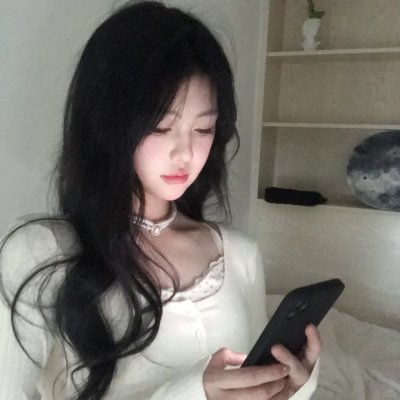脂粉铁金刚